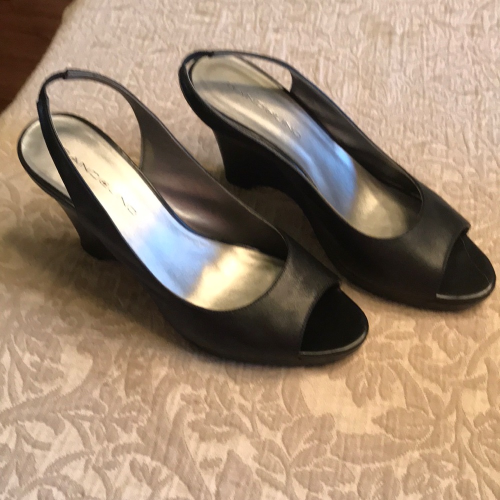 Bandolino Black Leather Slingback Wedges